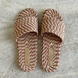 Salt+umber sandals